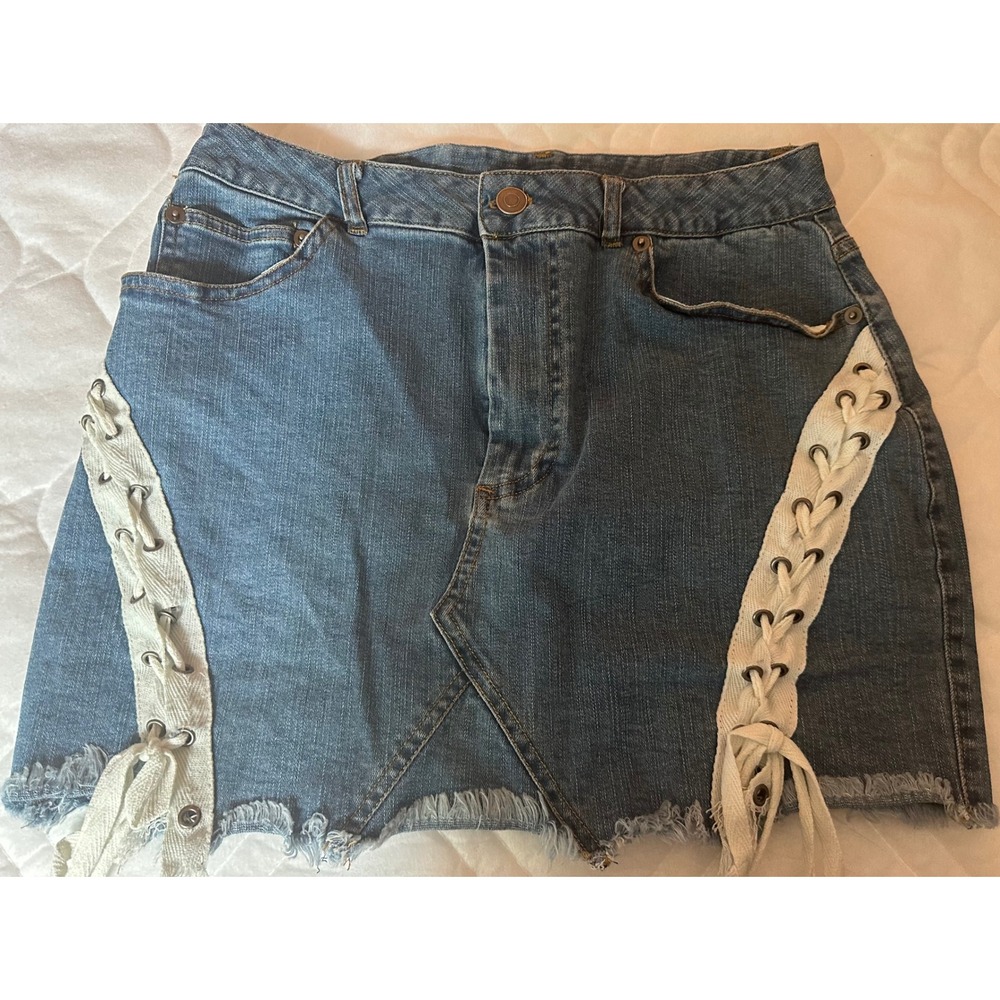 Love‎ Tree Denim Skirt Mini Lace Up Frayed Hem Blue Jean Skirt Small